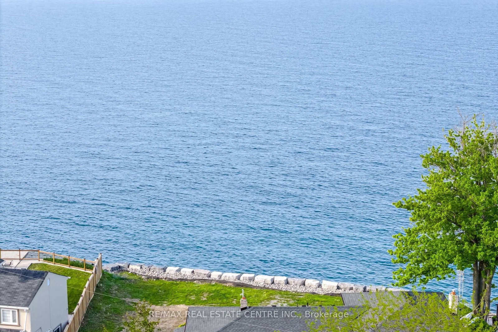 Listing Image 44