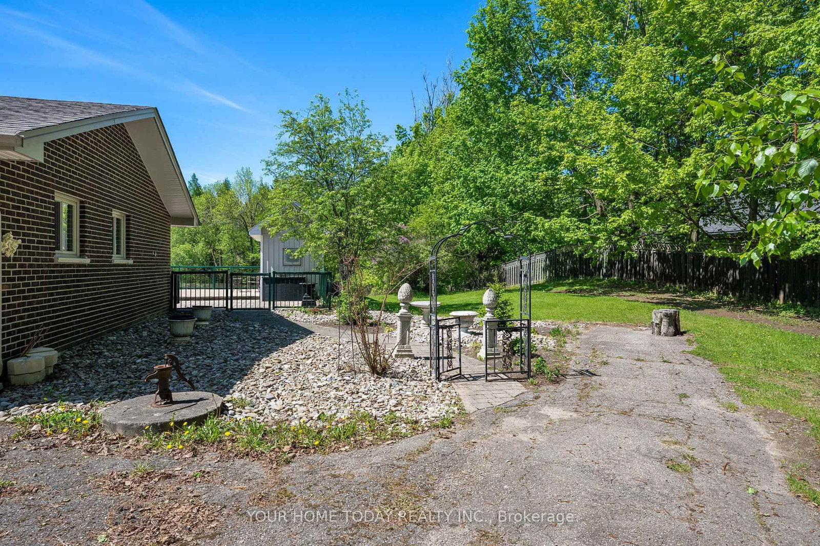 Listing Image 35