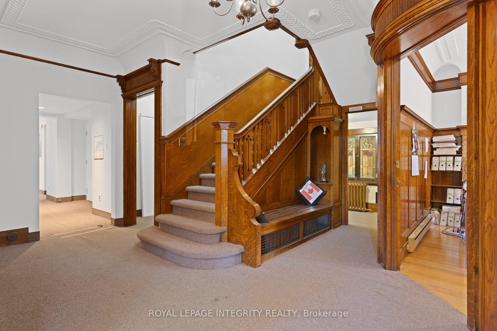 307 Gilmour Street
