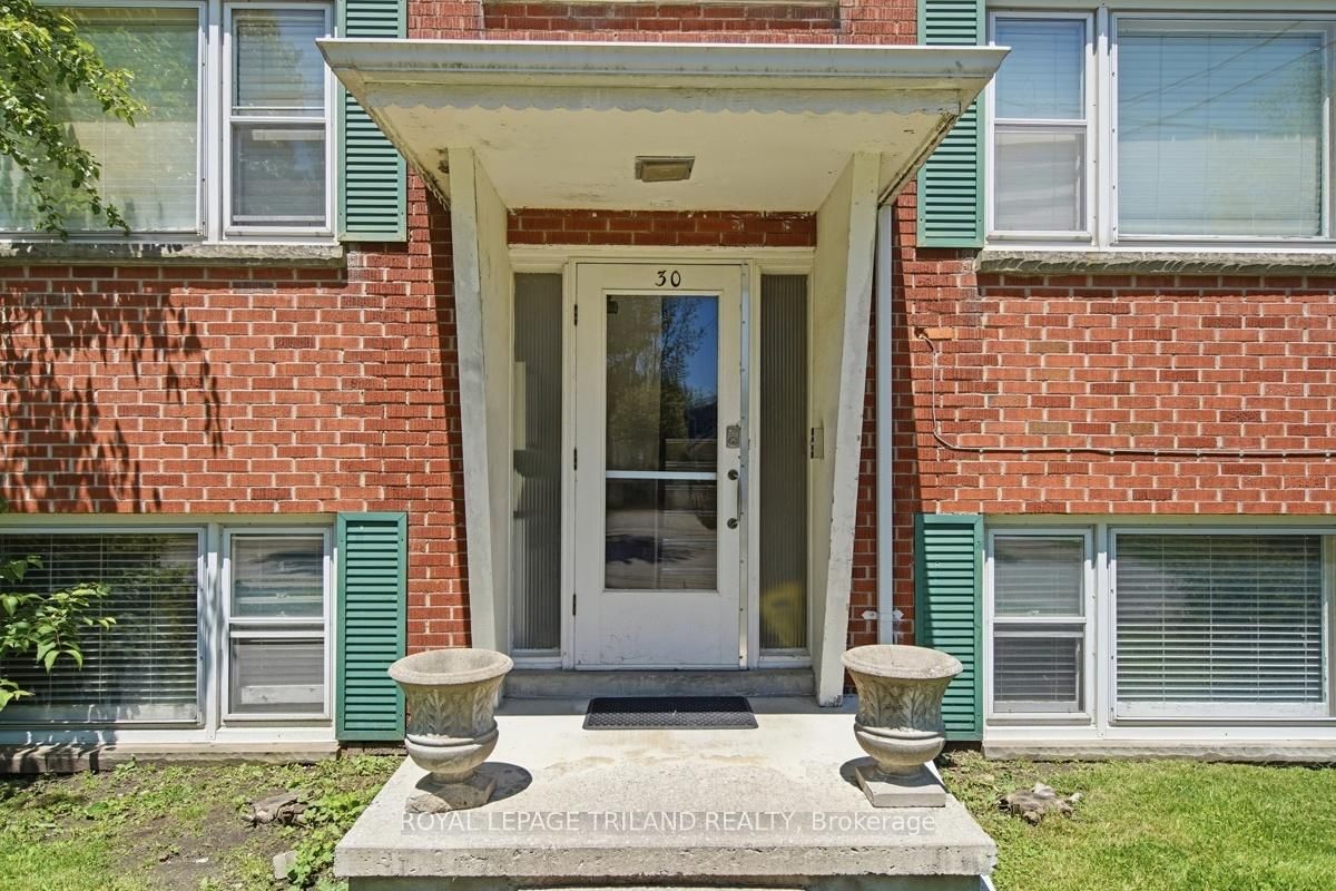 30 Mcclary Avenue, Unit 8