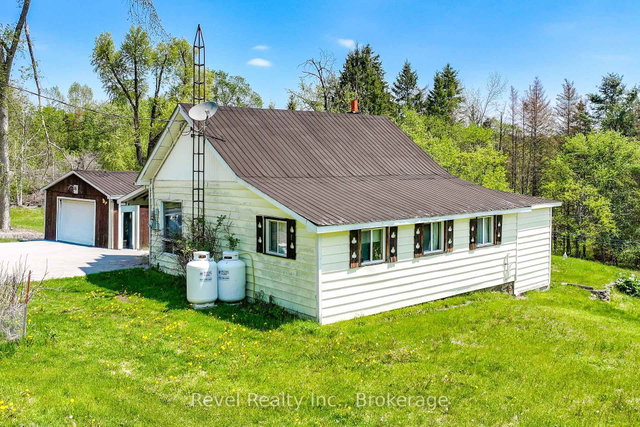 4900 Monck Road