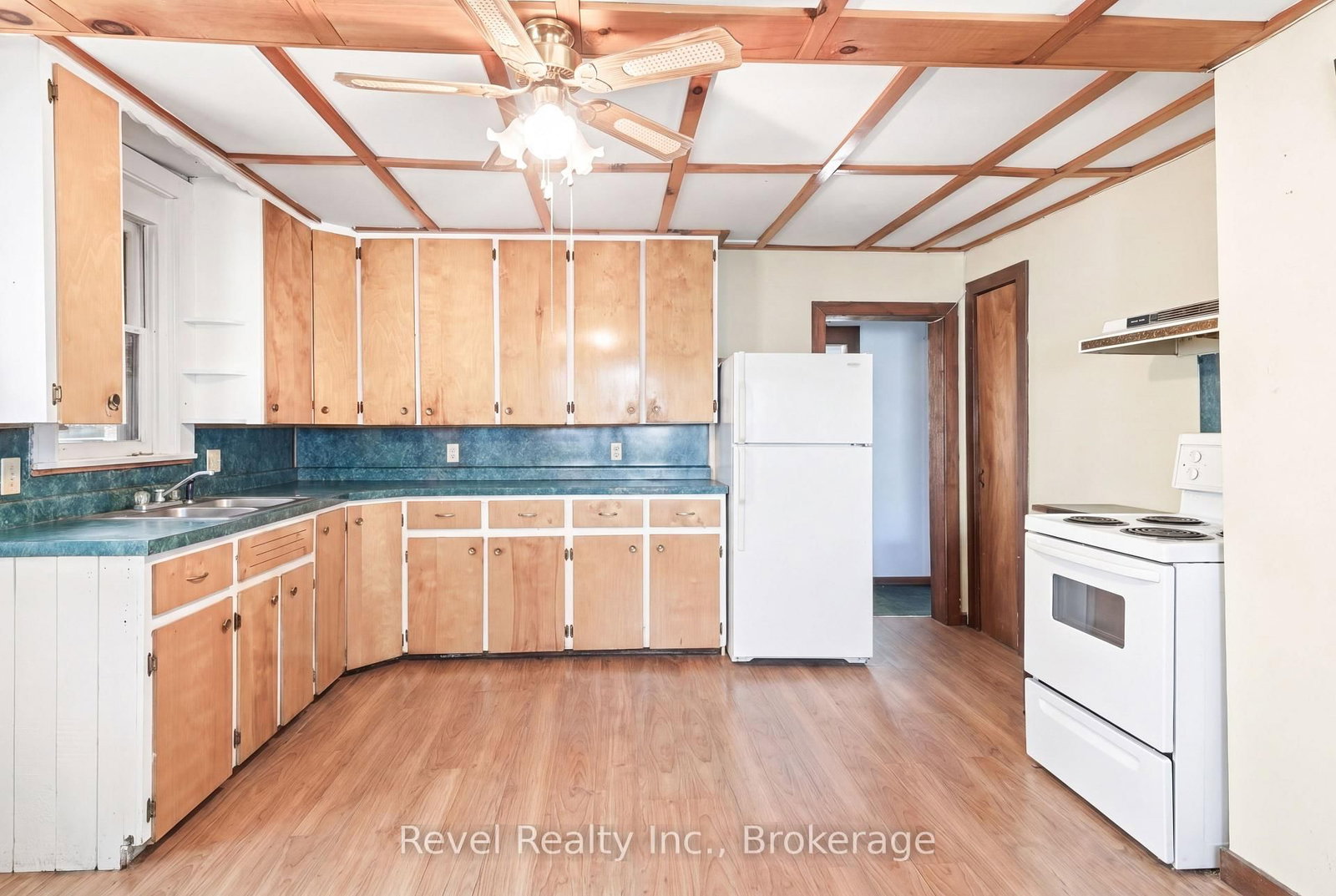 Listing Image 20