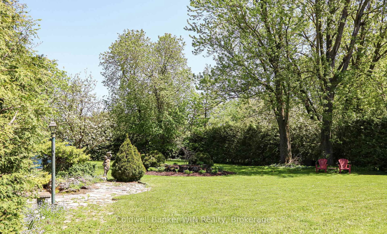 151 Isabella Street E • Wellington North, ON photo 35