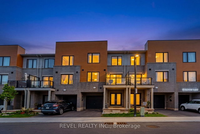 92 Dryden Lane