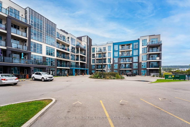 213 - 10 Concord Place
