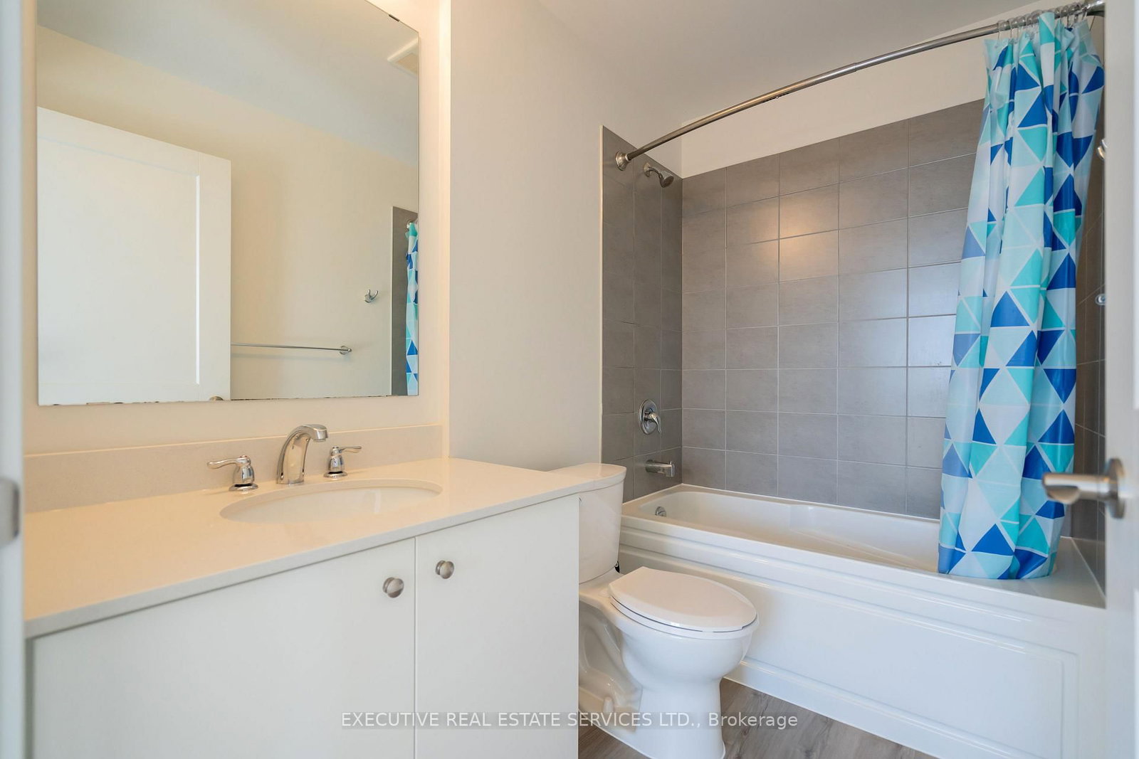 251 Northfield Drive E, Unit 322 - Photo 33