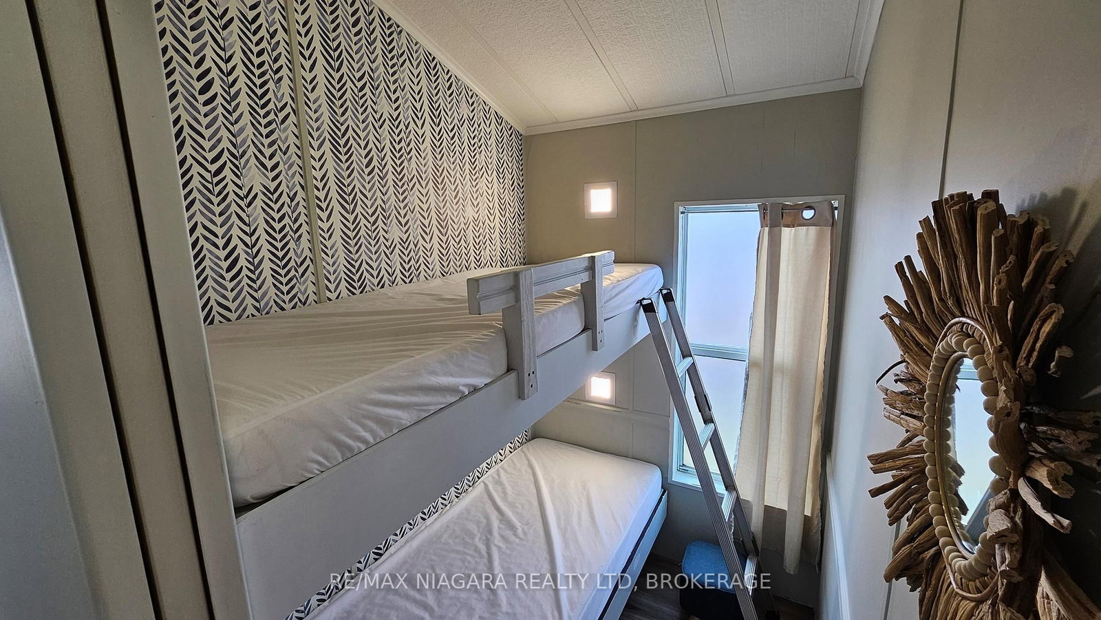 17 Mariner Crescent • Port Colborne, ON photo 6