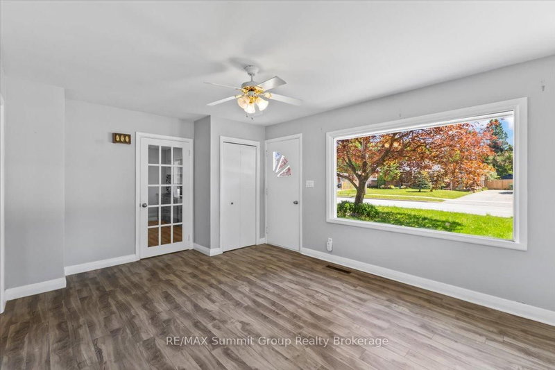 162 Main Street E
