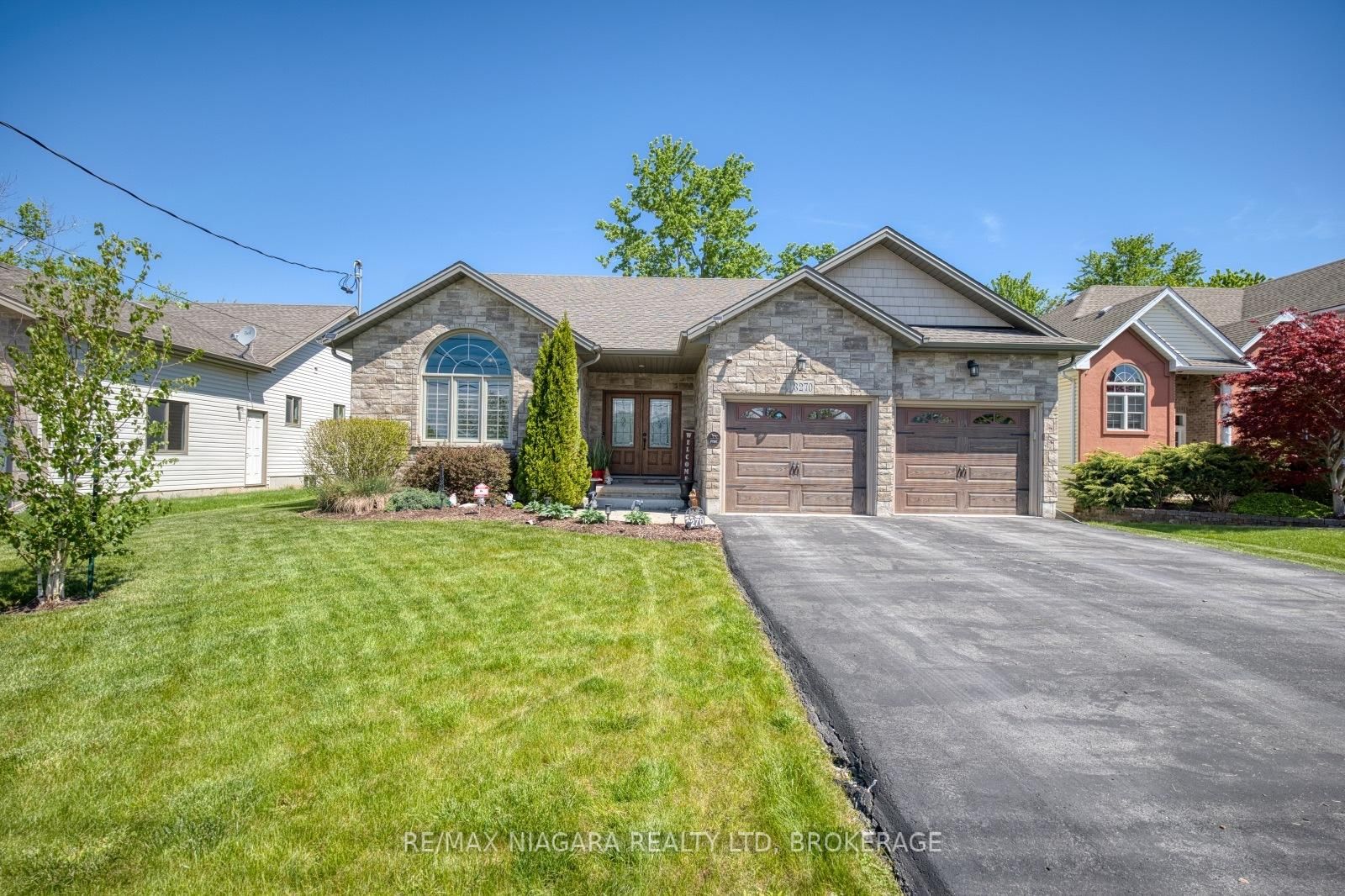 3270 Thunder Bay Road • Fort Erie, ON photo 2