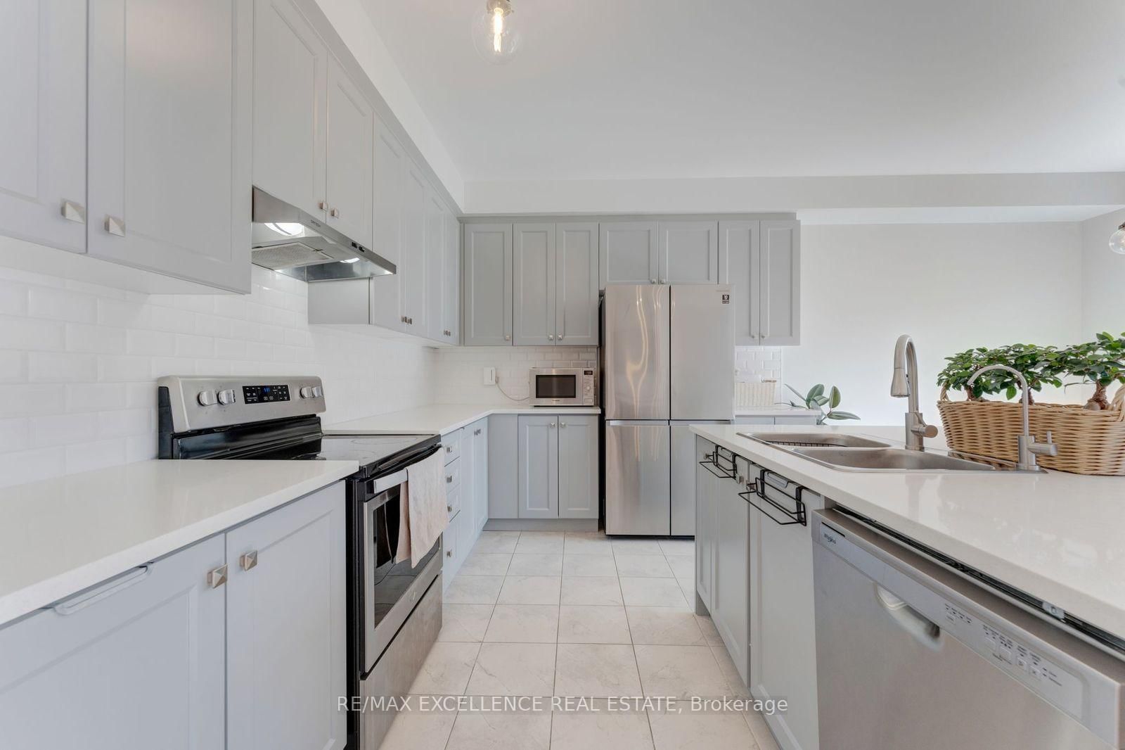 571 Bedi Drive • Woodstock, ON photo 12