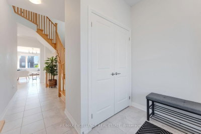 571 Bedi Drive • Woodstock, ON photo 6