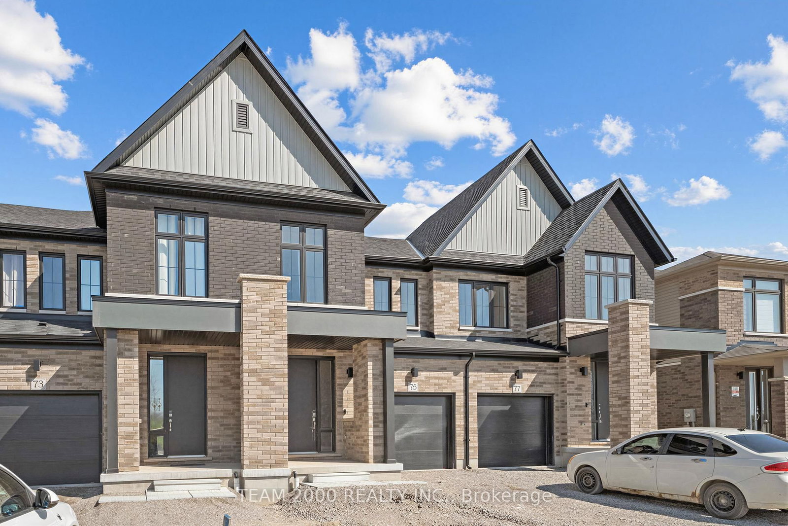 75 Manuel Street - Photo 2