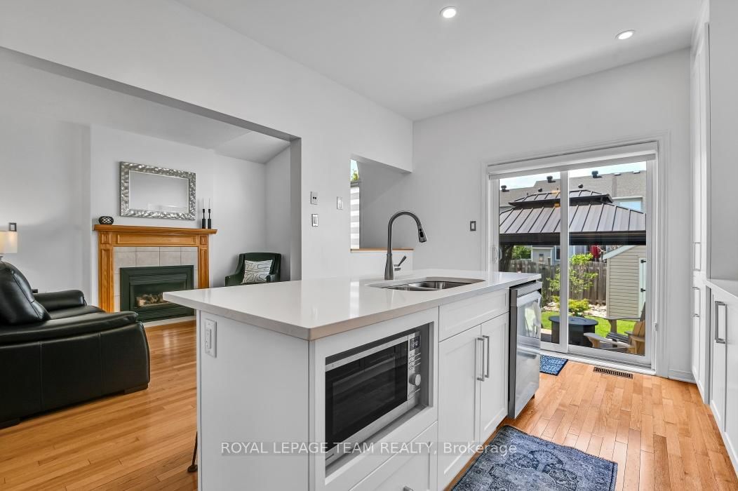 4121 WOLFE POINT Way • Ottawa, ON photo 10
