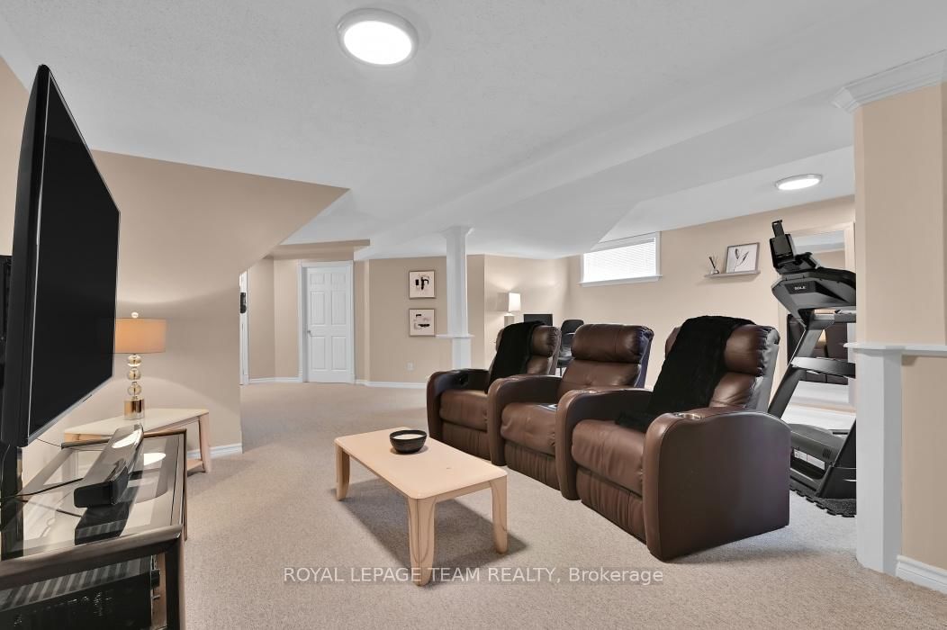 4121 WOLFE POINT Way • Ottawa, ON photo 27