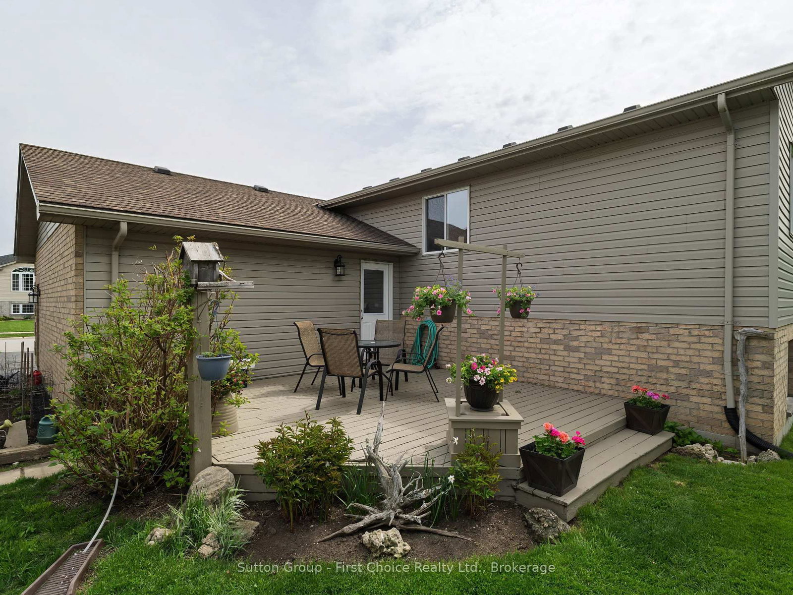 64 Park Lane • West Perth, ON photo 38
