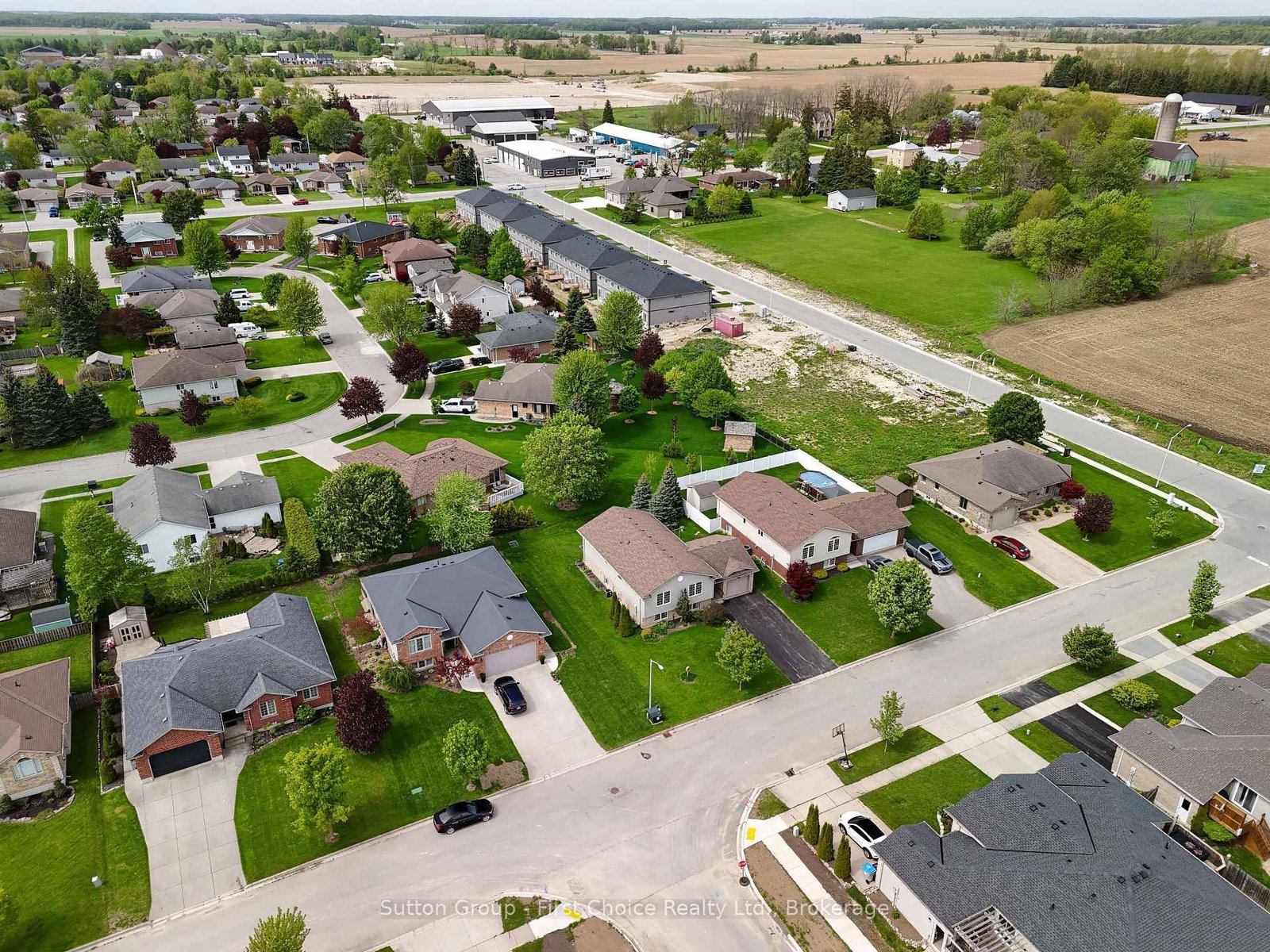 64 Park Lane • West Perth, ON photo 40