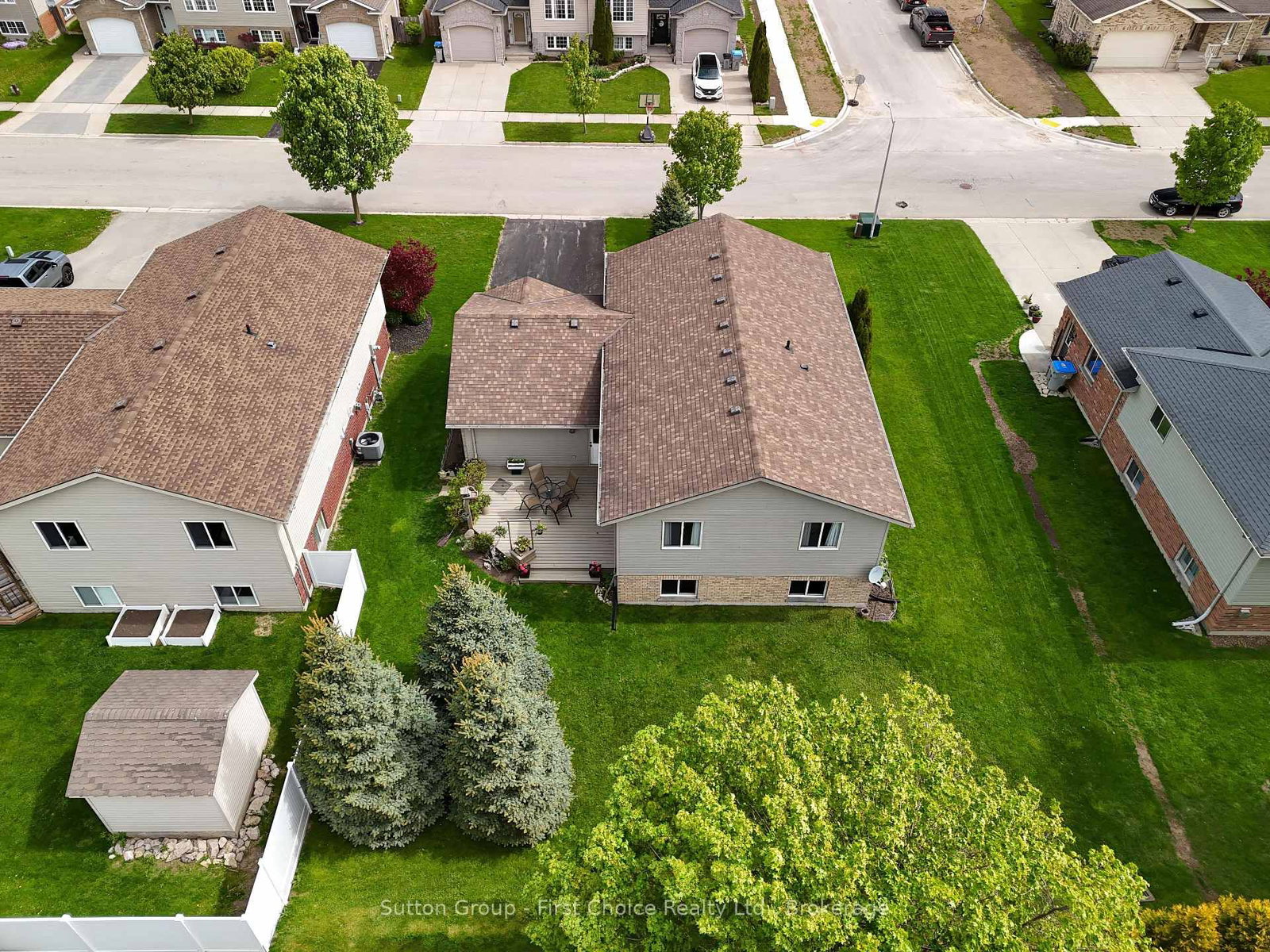 64 Park Lane • West Perth, ON photo 8