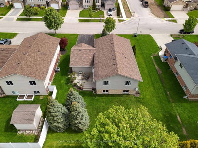 64 Park Lane • West Perth, ON photo 8