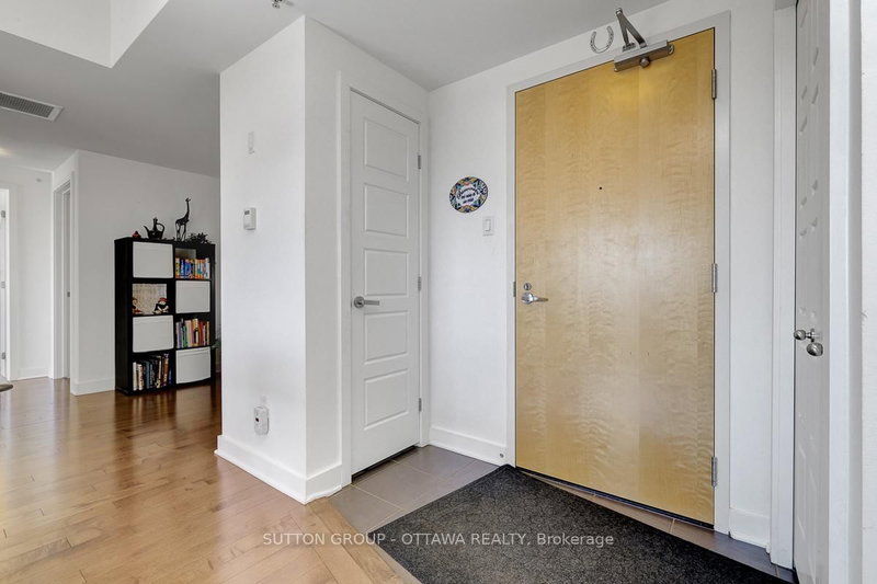 614 - 300A Lett Street