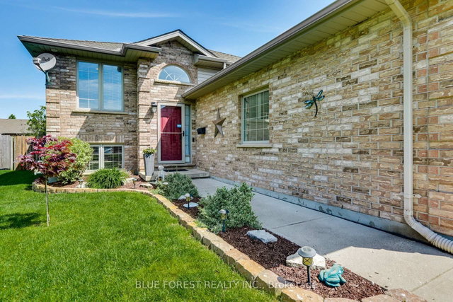 116 Woodvale Drive