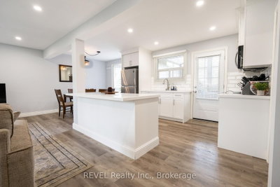 4480 Queensway Gardens • Niagara Falls, ON photo 8