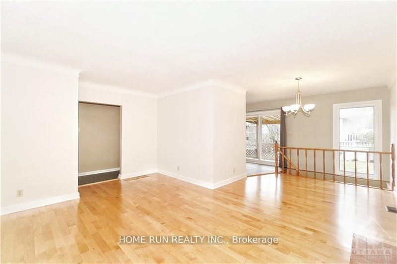 39 EPWORTH Ave photo 4