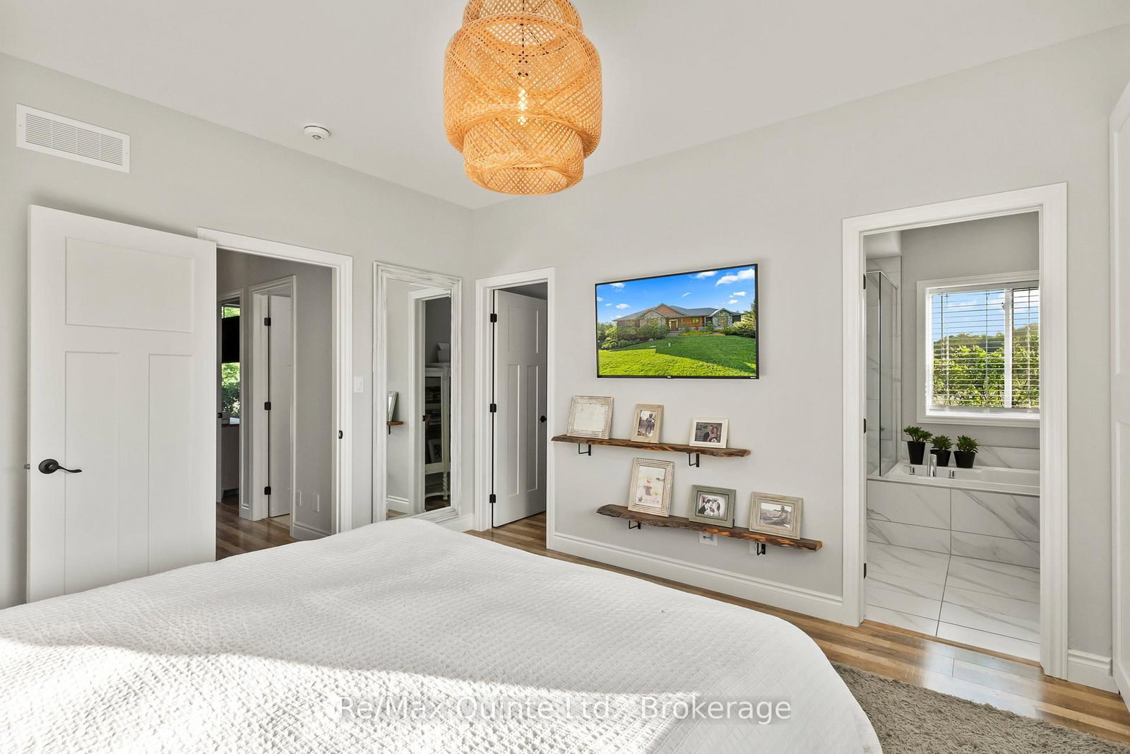 68 Hiddenvalley Drive • Belleville, ON photo 22
