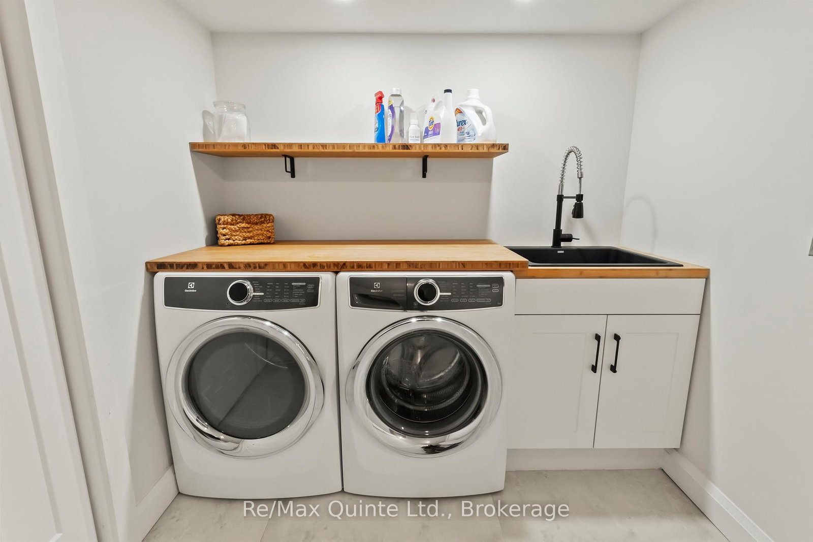 68 Hiddenvalley Drive • Belleville, ON photo 37