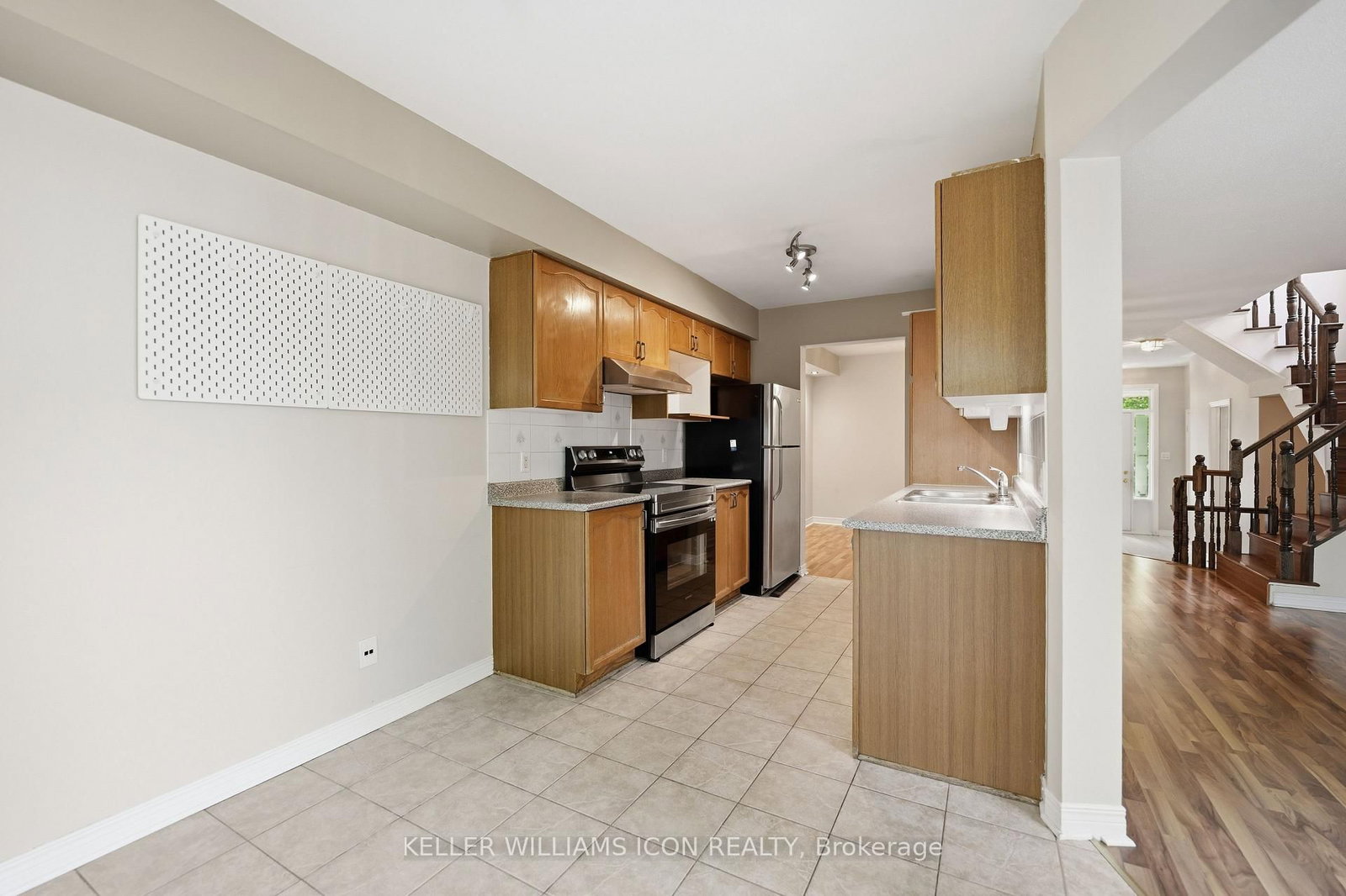 121 Thornbury Crescent - Photo 16
