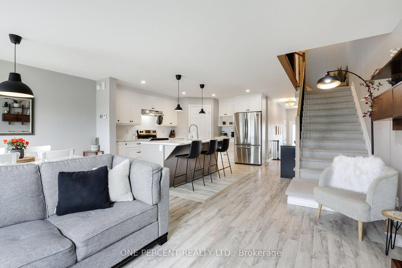 8D George Street • North Stormont, ON photo 17