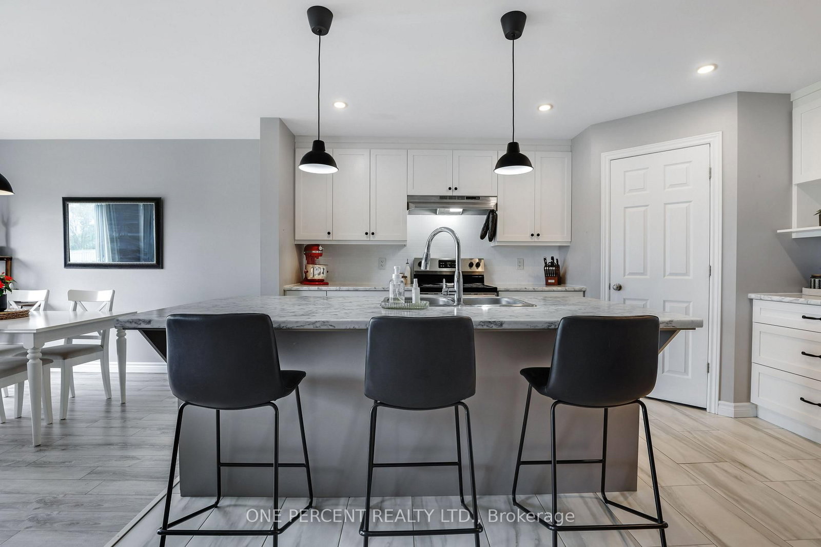 8D George Street • North Stormont, ON photo 9