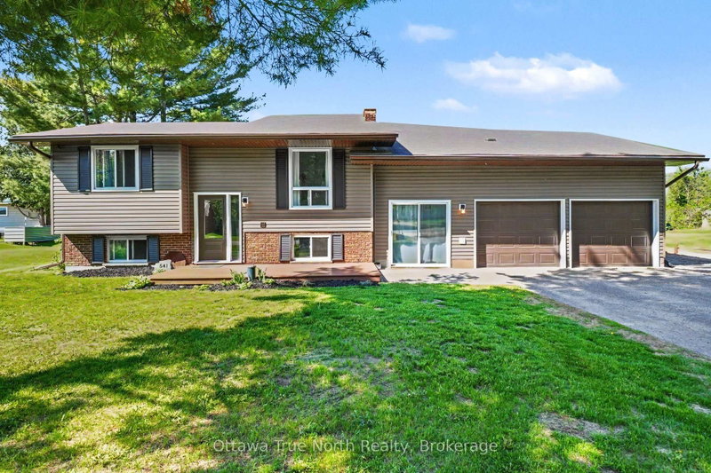 home for sale on 541 McLachlan Road