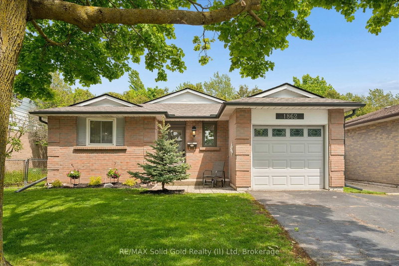 home for sale on 1862 Briarwood Drive