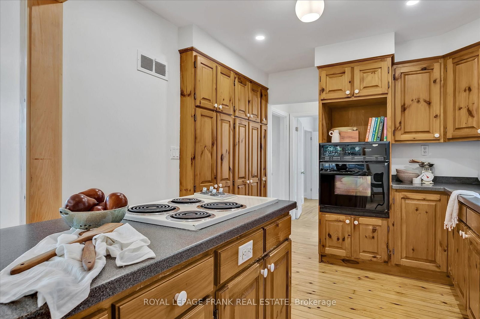 470 Albertus Avenue • Peterborough, ON photo 21