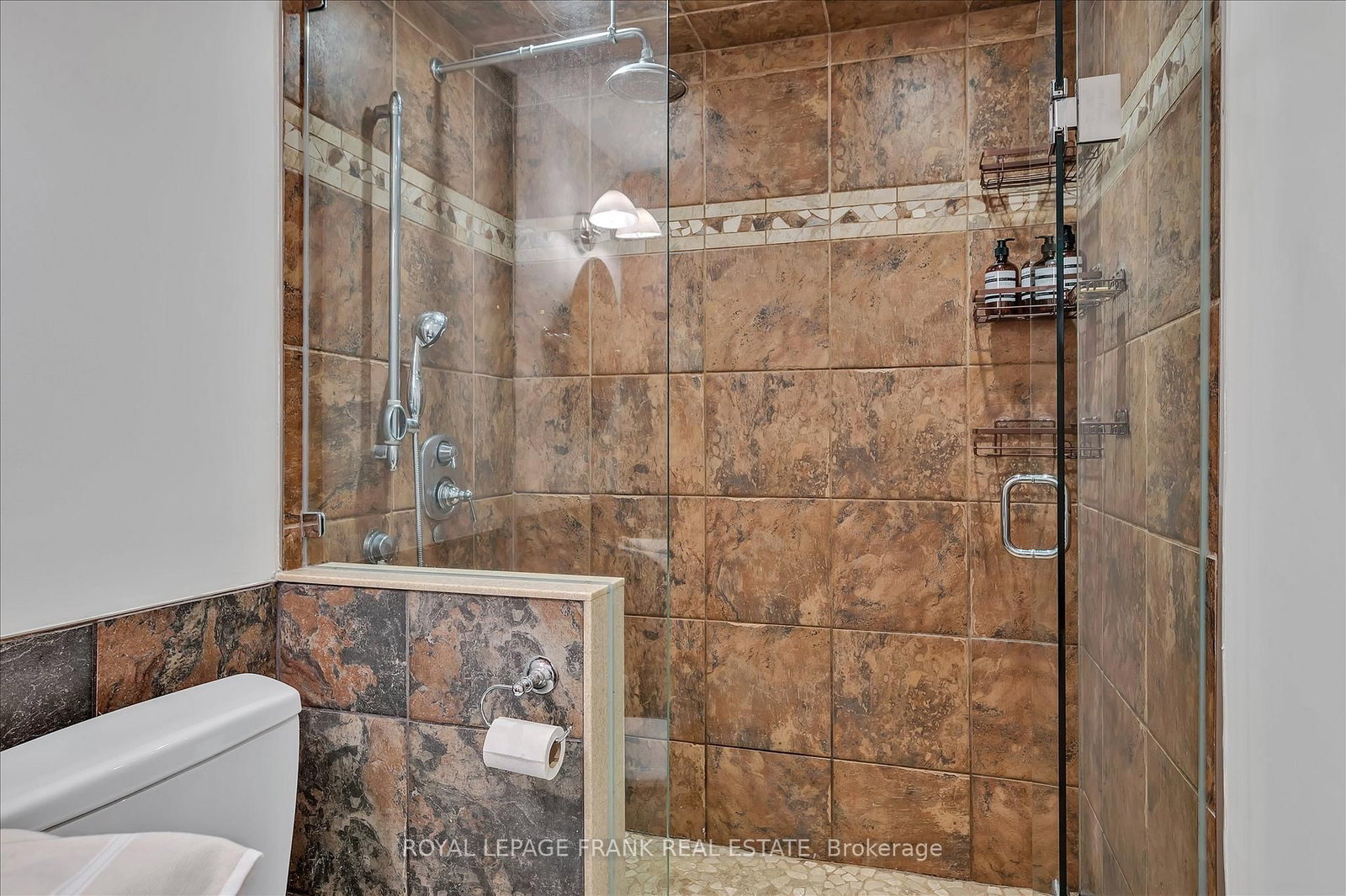 470 Albertus Avenue • Peterborough, ON photo 34