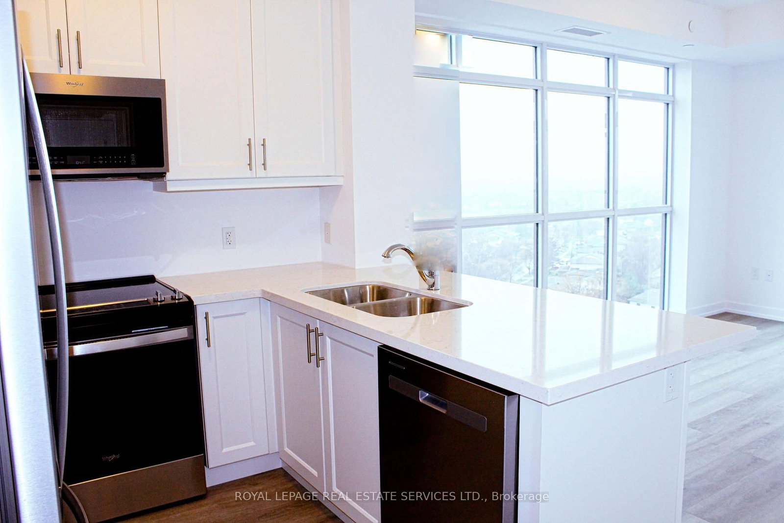 460 Dundas Street E, Unit 1102 - Photo 20