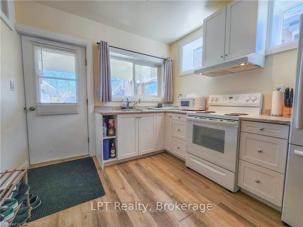 900 2nd Avenue W • Owen Sound, ON photo 38