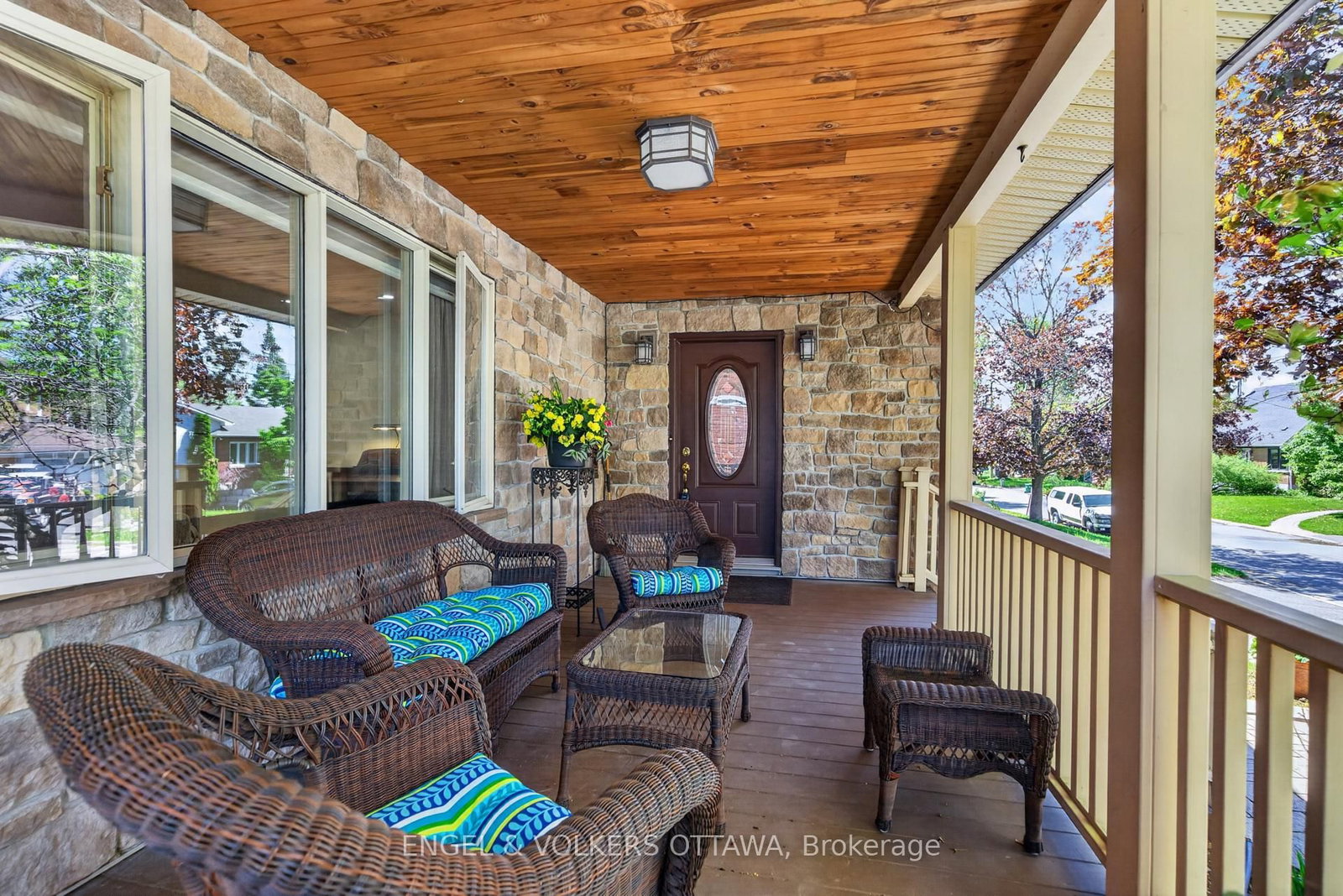 1396 Micmac Street - Photo 2
