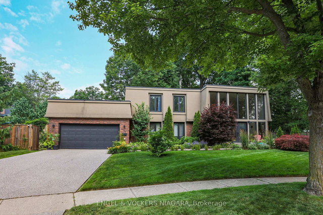 2459 Noella Crescent