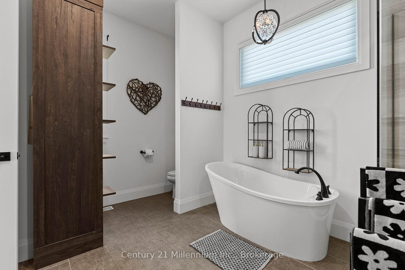549 Punkinseed Lane • Georgian Bluffs, ON photo 37