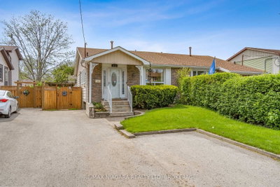 21 ALLAN Drive