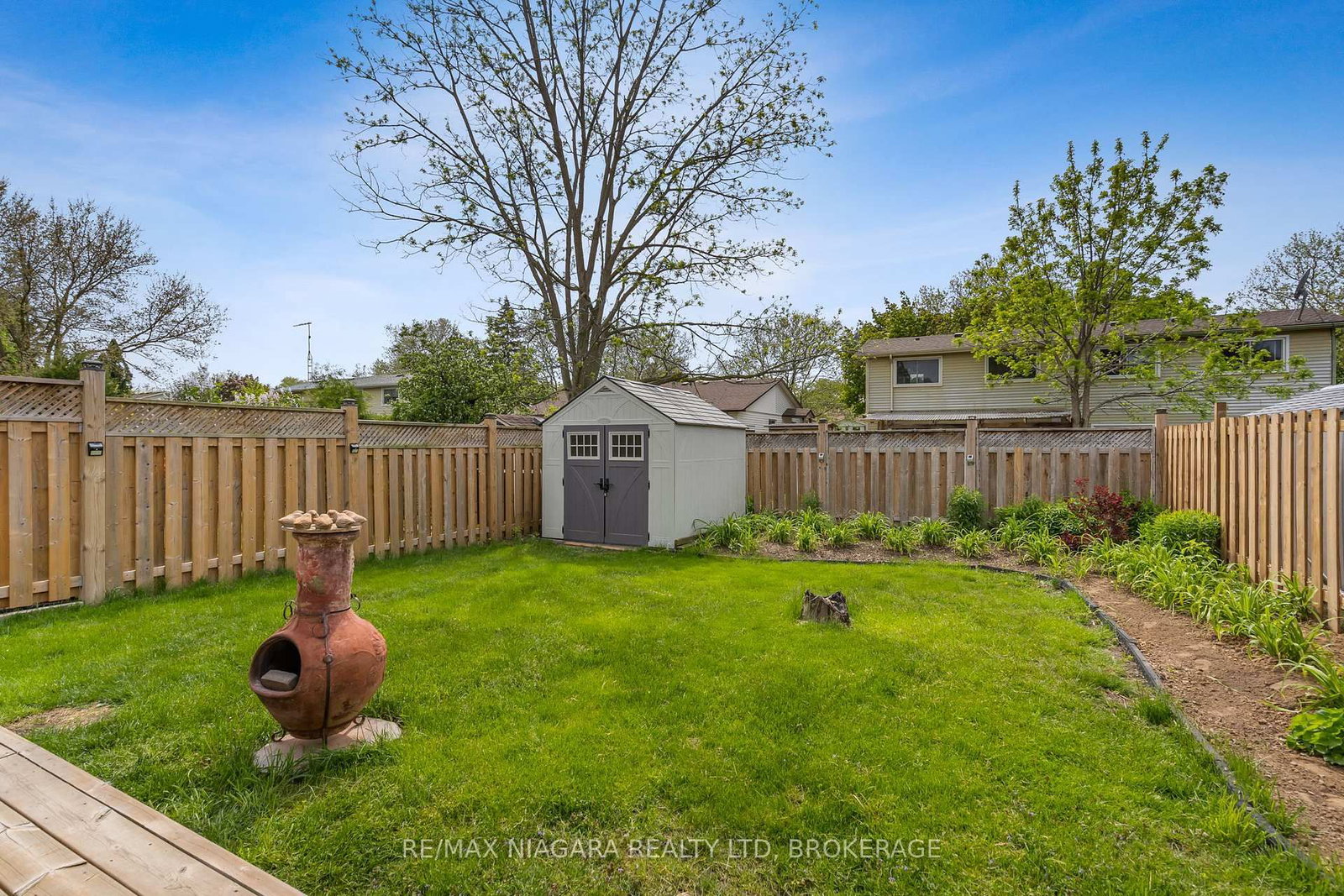 21 ALLAN Drive - Photo 23