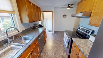 22 Willow Street — photo 3