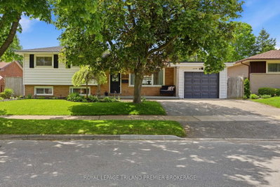 74 Deveron Crescent