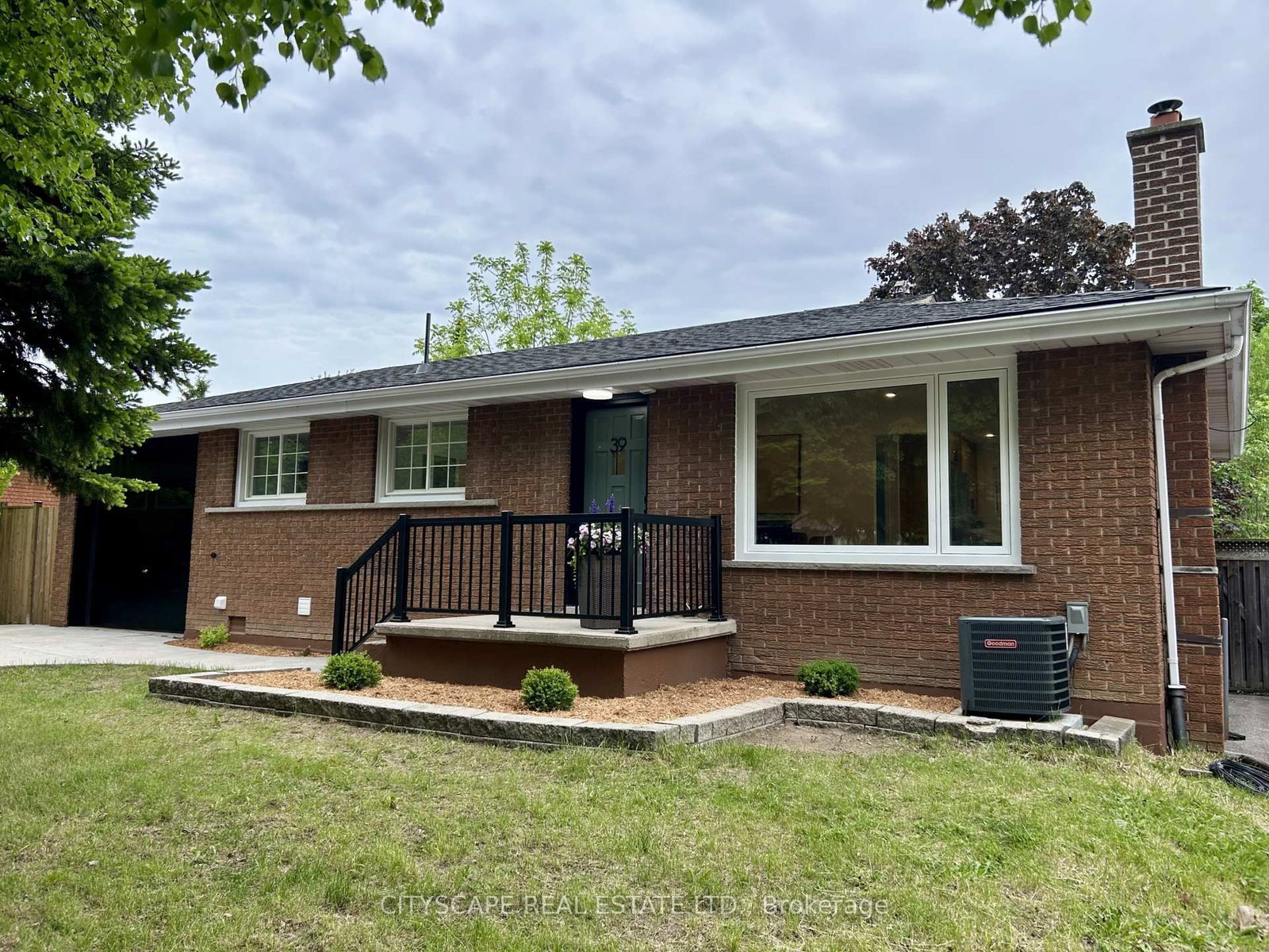 Listing Image 2