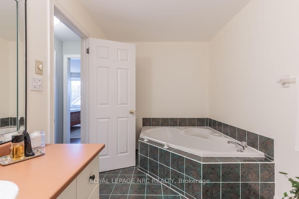 1 Lakeside Drive • #13 • St. Catharines, ON photo 28