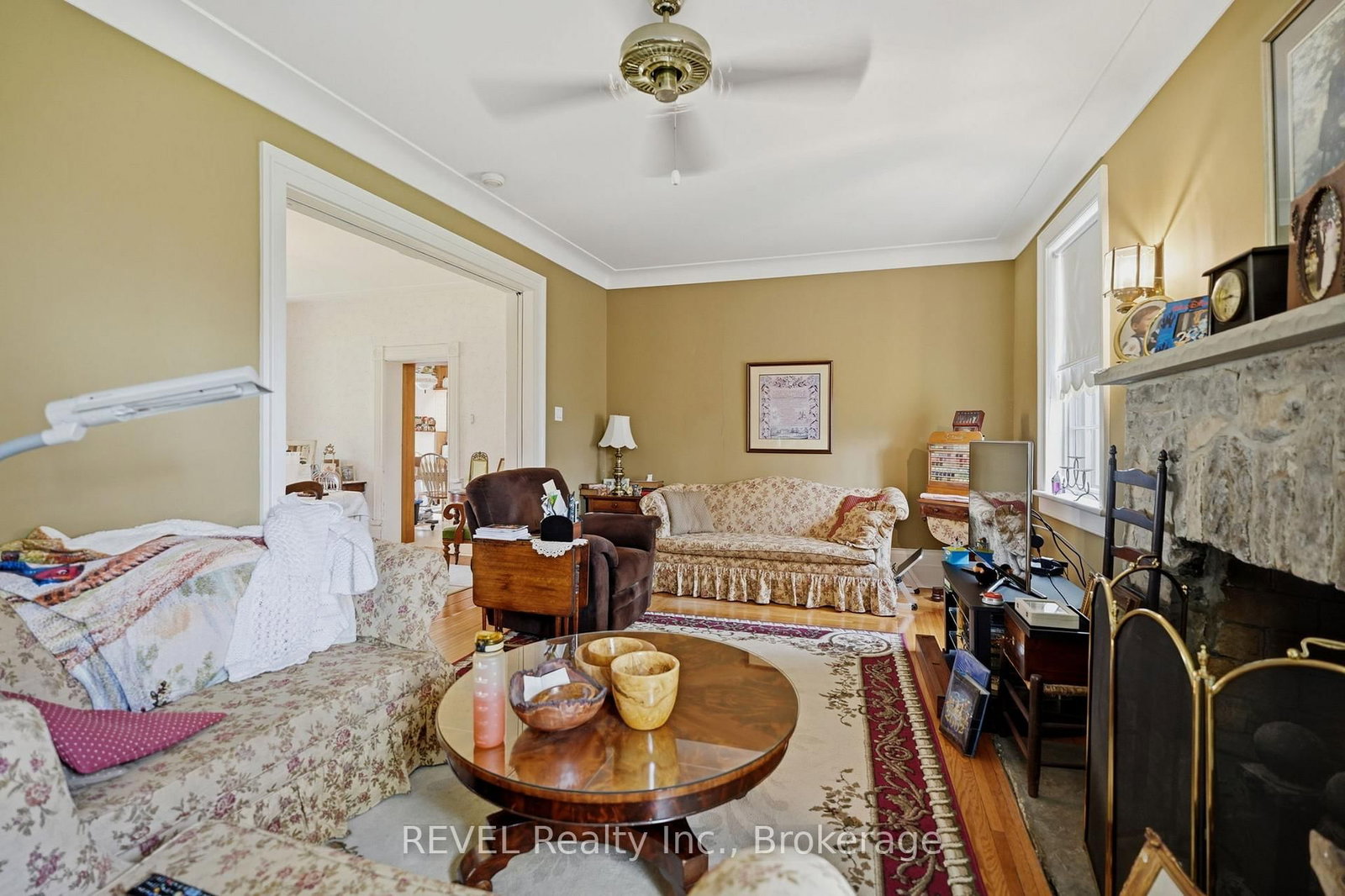 2376 Centre Street • Thorold, ON photo 12