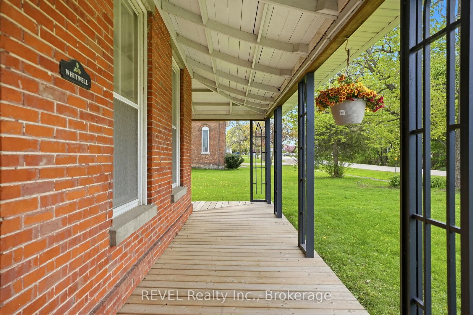 2376 Centre Street • Thorold, ON photo 16