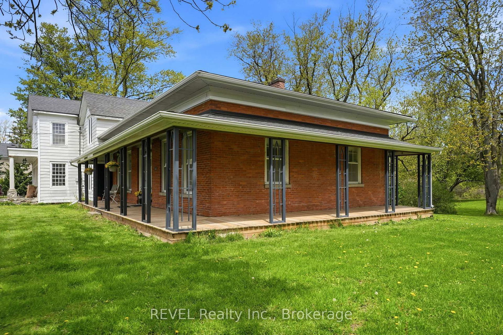2376 Centre Street • Thorold, ON photo 19