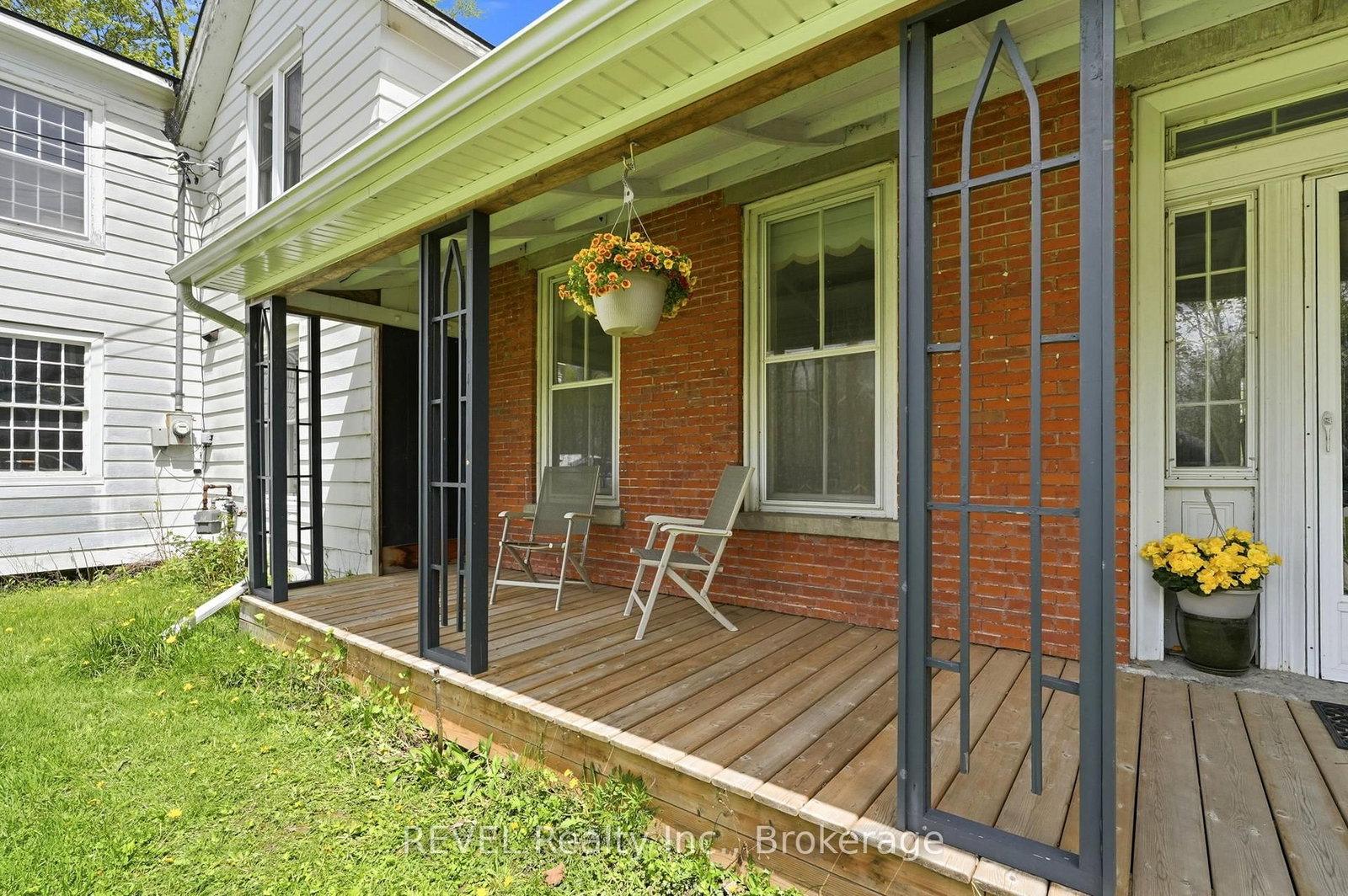 2376 Centre Street • Thorold, ON photo 21